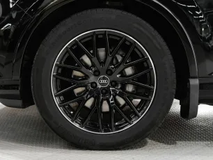 Audi  5