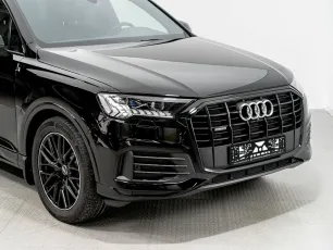 Audi  8