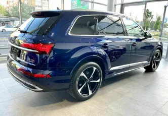 Audi  2