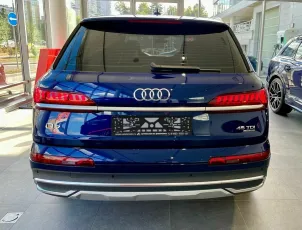 Audi  3