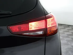 Hyundai  6