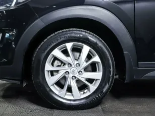 Hyundai  7