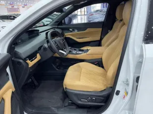 Changan  6
