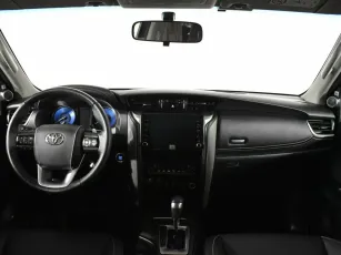 Toyota  10