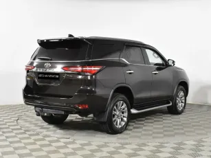 Toyota  3