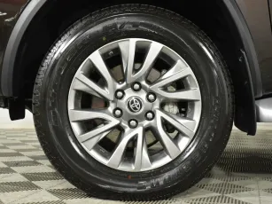 Toyota  7