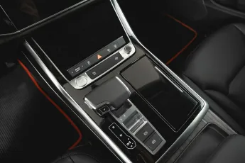 Audi  10