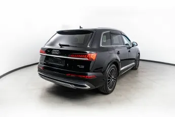 Audi  3