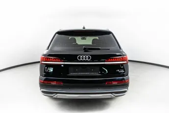 Audi  5