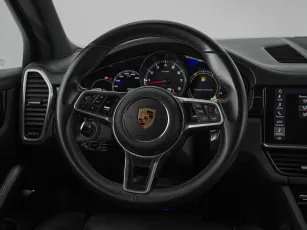 Porsche  11