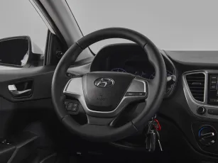 Hyundai  10