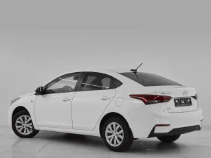 Hyundai  4