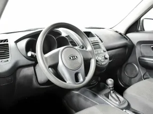 Kia  9