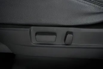 Mitsubishi  15