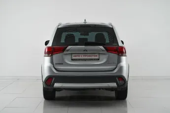 Mitsubishi  6