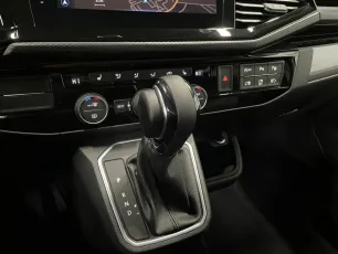 Volkswagen  8