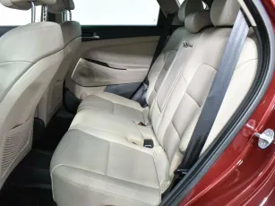 Hyundai  12