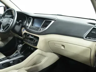 Hyundai  7
