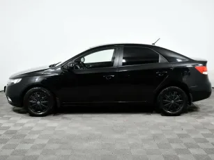 Kia  3