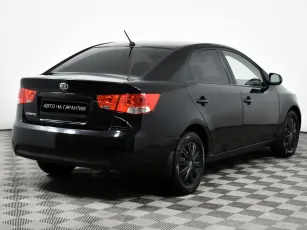 Kia  5