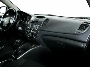 Kia  7