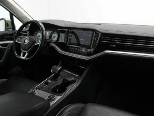 Volkswagen  10