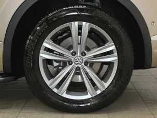 Volkswagen  7