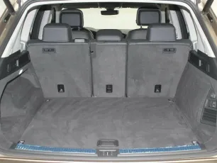 Volkswagen  9