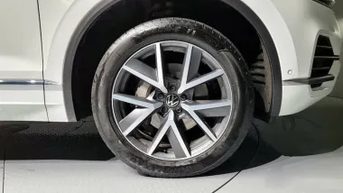 Volkswagen  5