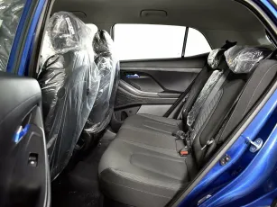 Hyundai  13