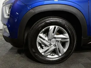 Hyundai  7