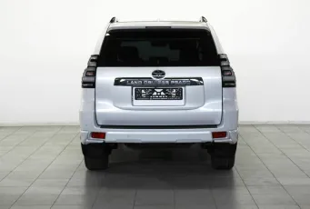 Toyota  5