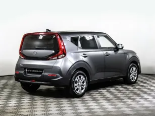 Kia  3