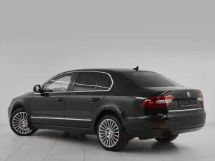 Skoda  4