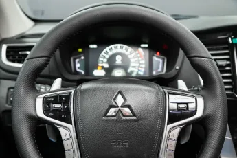 Mitsubishi  12