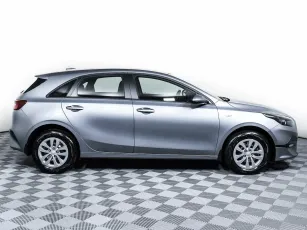 Kia  4