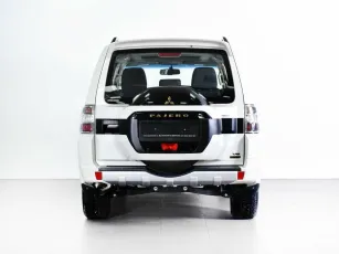 Mitsubishi  4
