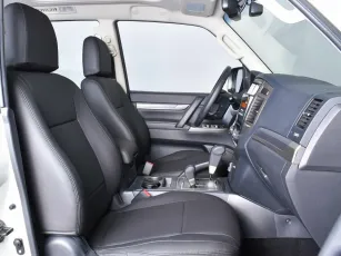 Mitsubishi  7