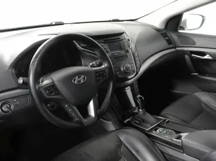Hyundai  8