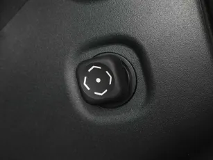 Toyota  11