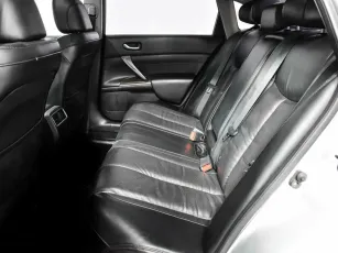 Nissan  15