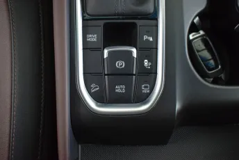 Hyundai  10