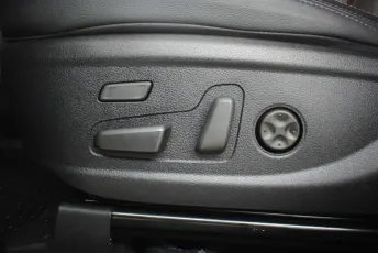 Hyundai  9