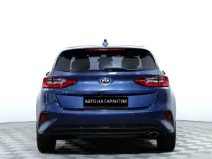 Kia  3