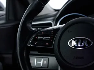 Kia  7