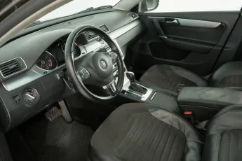 Volkswagen  13