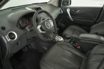 Renault  13