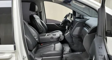 Hyundai  7