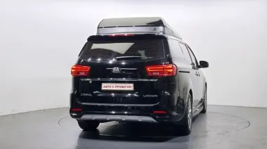 Kia  4