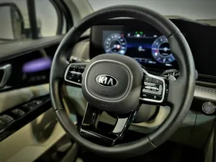 Kia  10